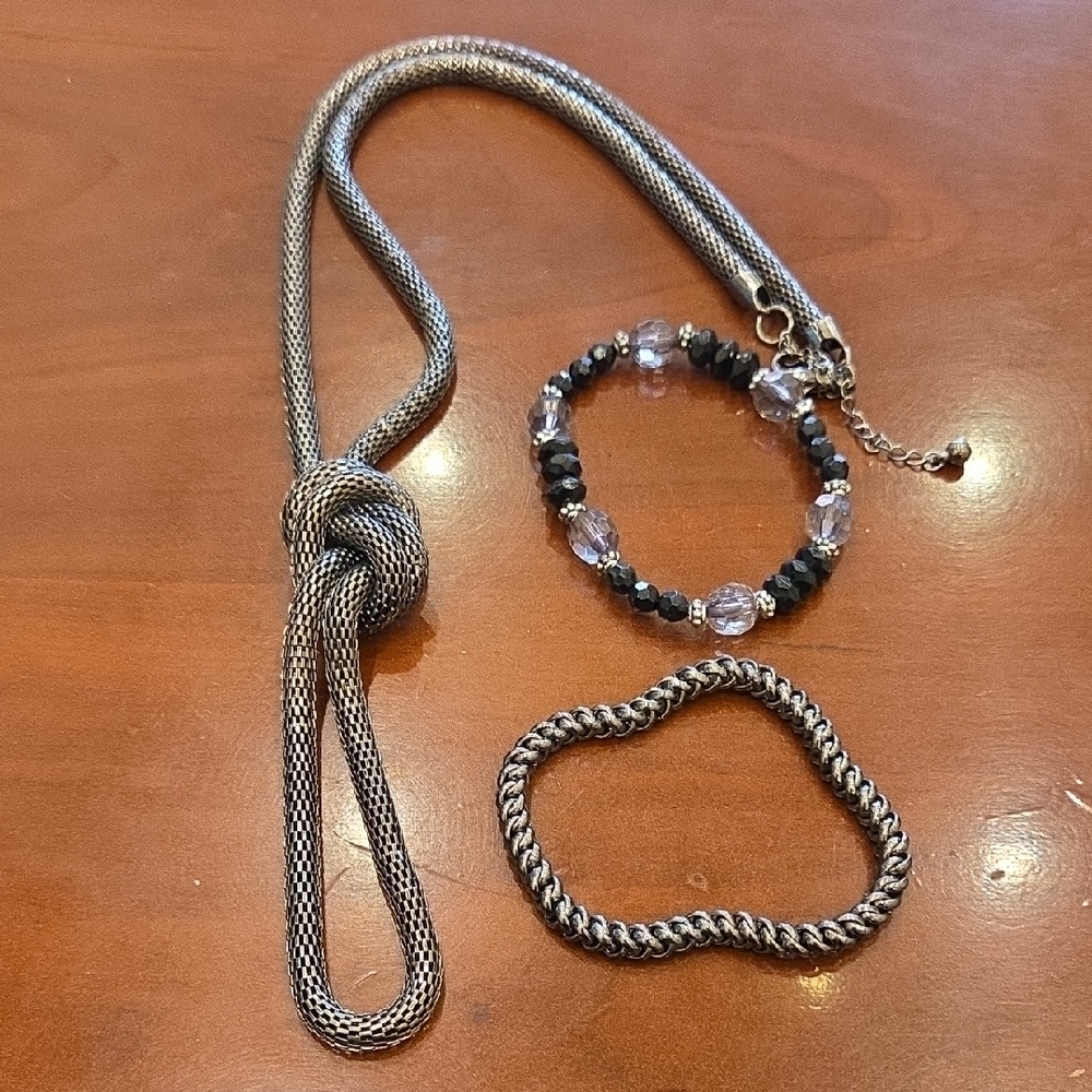 Gunmetal Color Necklace & Bracelet Bundle